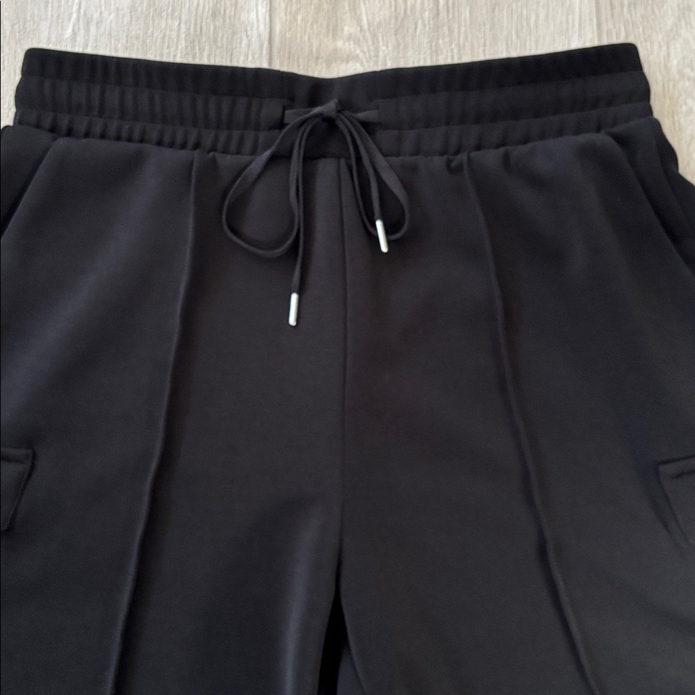CALIA By Carrie Underwood Black Sandwash Cargo Shorts With Pockets Size Medium - Picture 5 of 12
